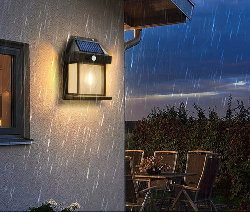 מנורה סולארית לכניסה